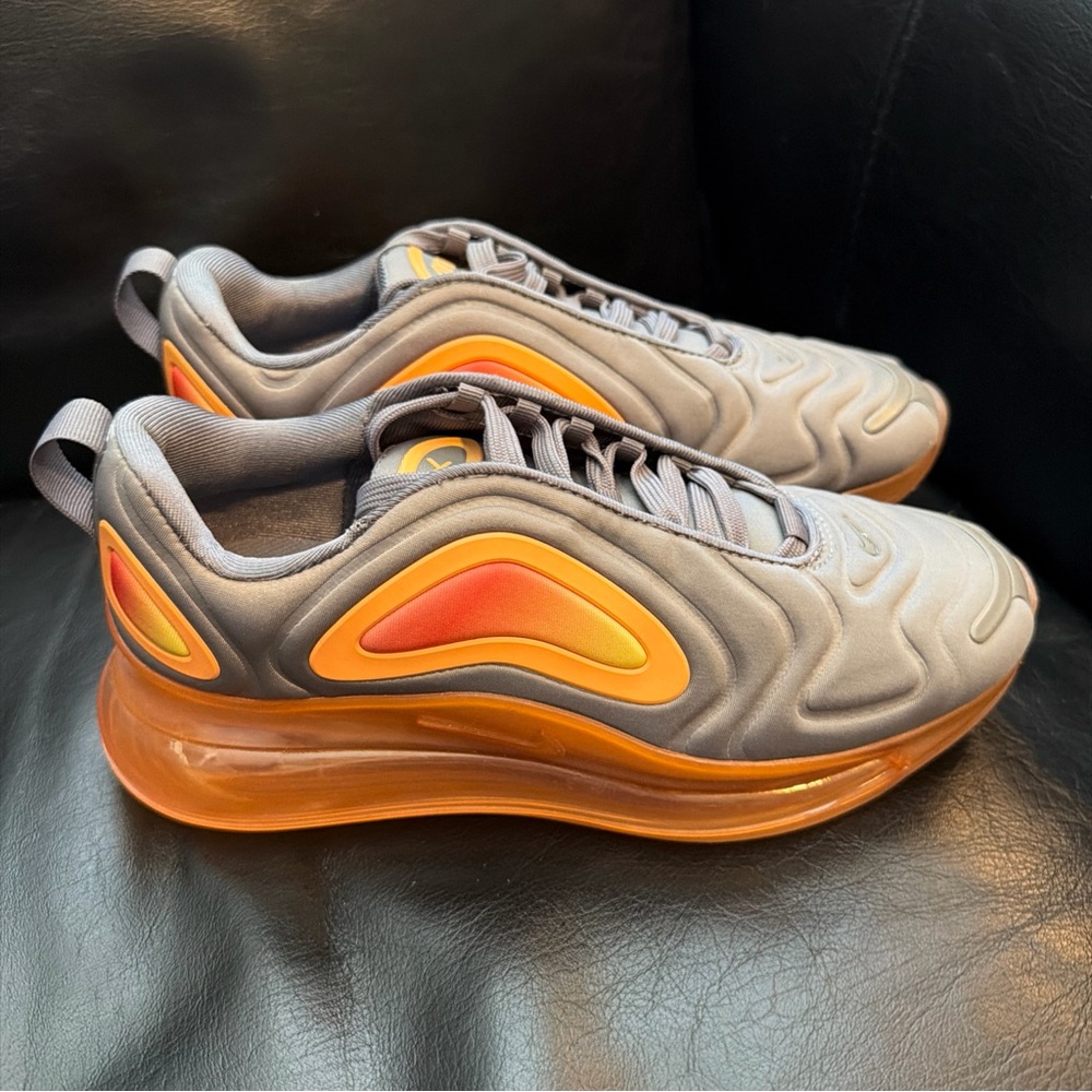 Nike Air Max 720 'Gunsmoke Orange' Youth 6Y Woman's 7.5 AQ3196-004 Vapormax New